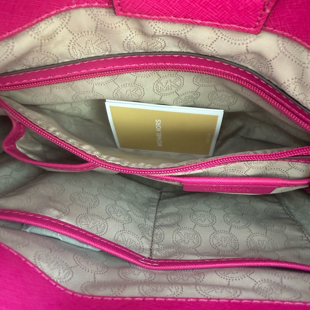 Michael Kors Hamilton Saffiano Leather - Picture 14 of 15